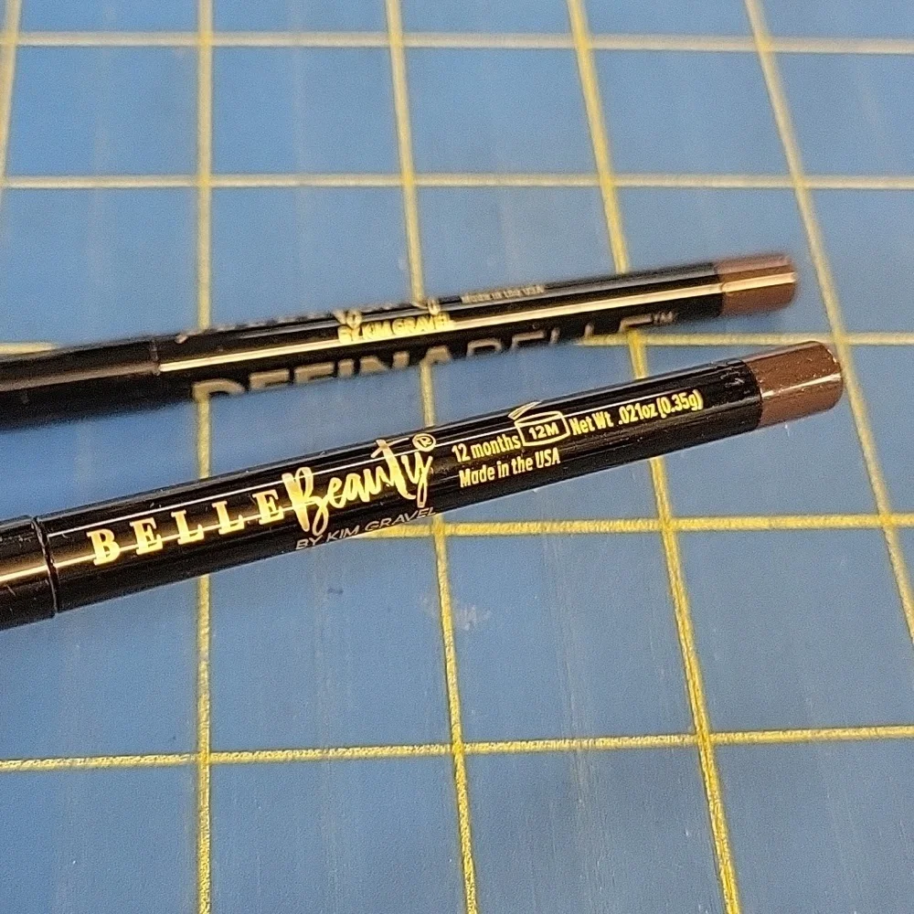 Bellebeauty Kim Gravel DefinaBelle Retractable Eyeliner 0.35g New Espresso